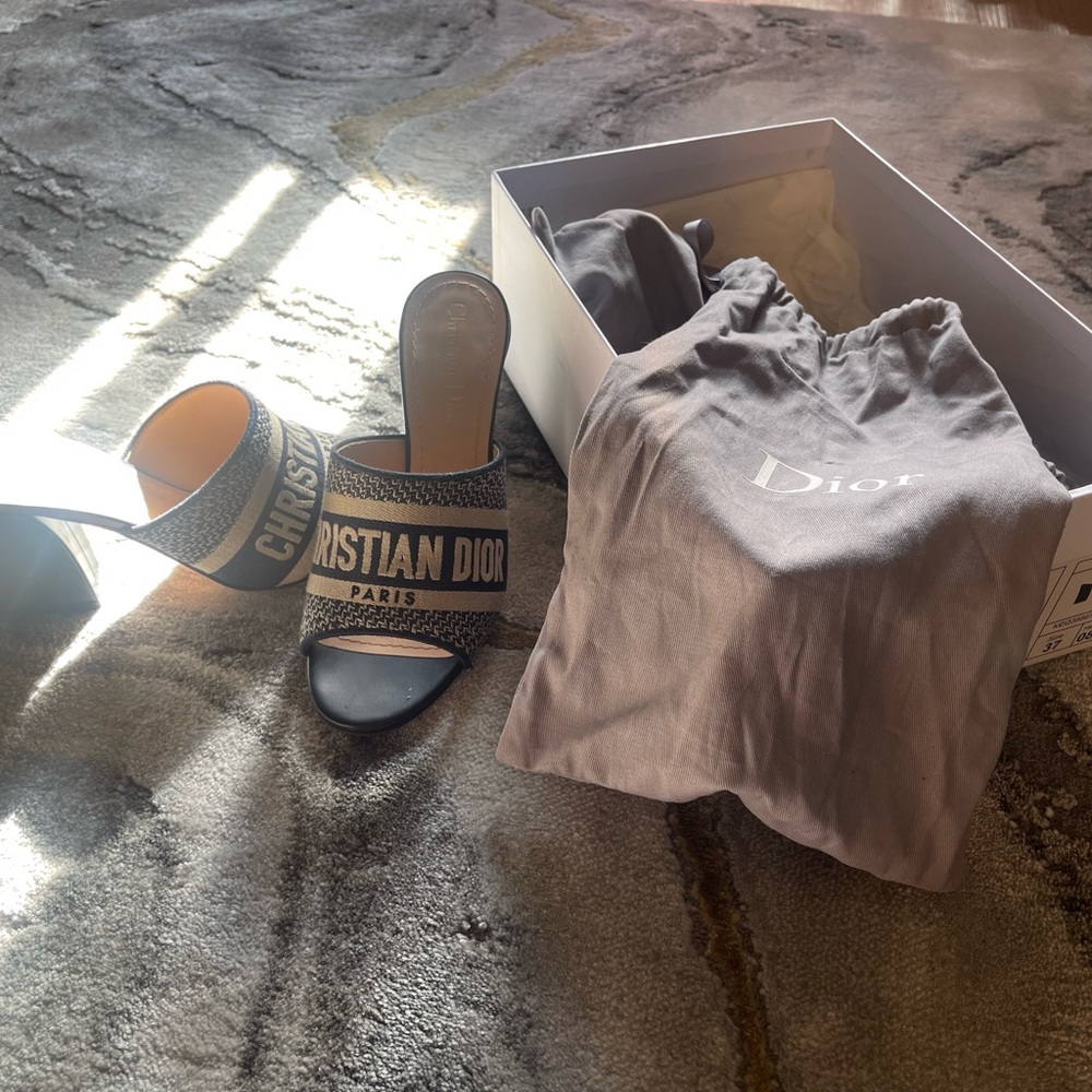 Dior Heels with Embroidered Cot